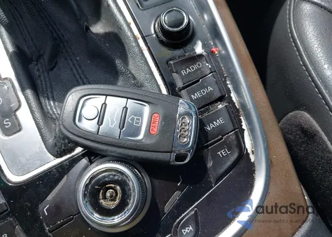 2010 Audi Q5 3.2 Premium z USA, uszkodzony, nr VIN WA1VKAFP6AA076225